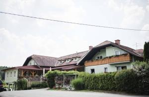 Pri Breznikovih